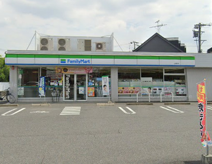 コンビニ　ファミリーマート 辻畑町店（コンビニ）まで997m