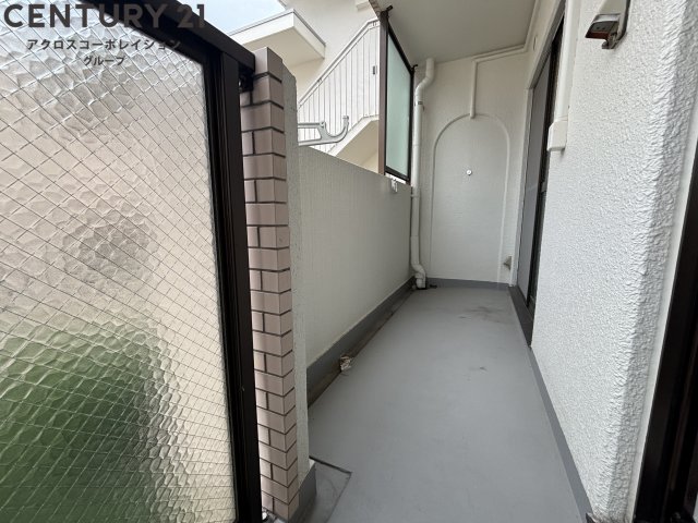 阪急神戸線 西宮北口駅 徒歩7分 4階建 築42年の内装写真
