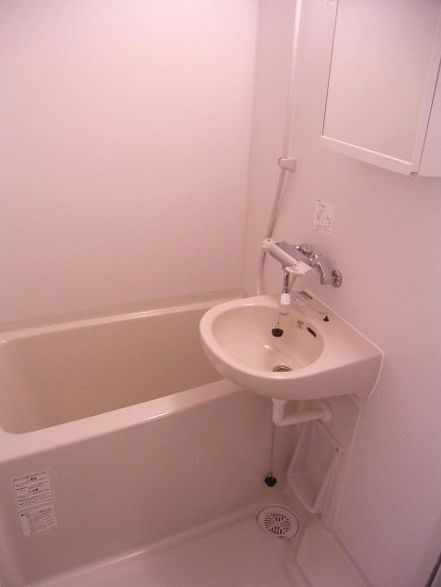 バス・シャワールーム　バス トイレ別