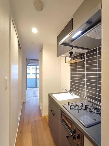 キッチン　同タイプ部屋　参考写真です
