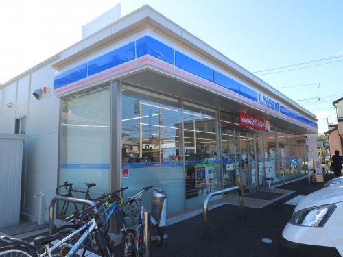 コンビニ　ローソン 清水新緑町店（コンビニ）まで207m