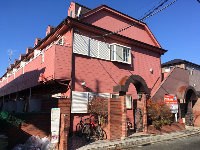 【あるゾウパレス若松町の建物外観】