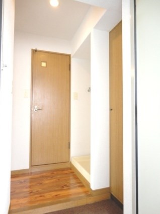 玄関　※別部屋参考