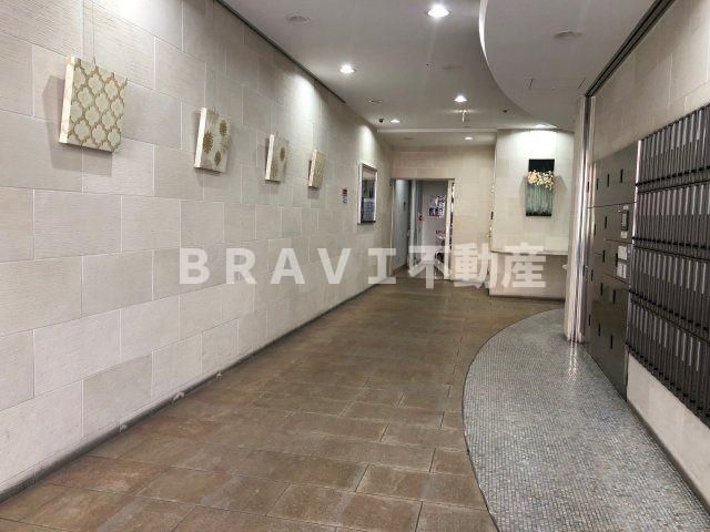 ロビー　【BRAVI南堀江】毎日通るロビーはこのようになっています