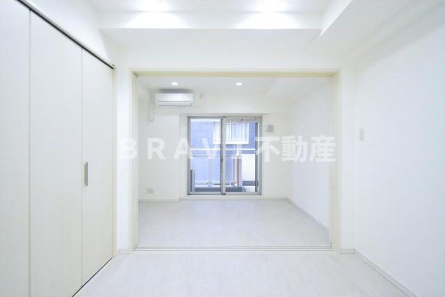 居室・リビング　【BRAVI南堀江】使い勝手のいい寝室です