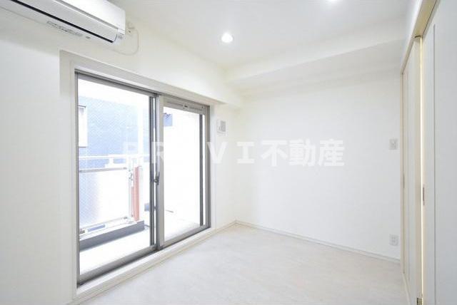 その他部屋・スペース　【BRAVI南堀江】ゆったり過ごせるリビングです