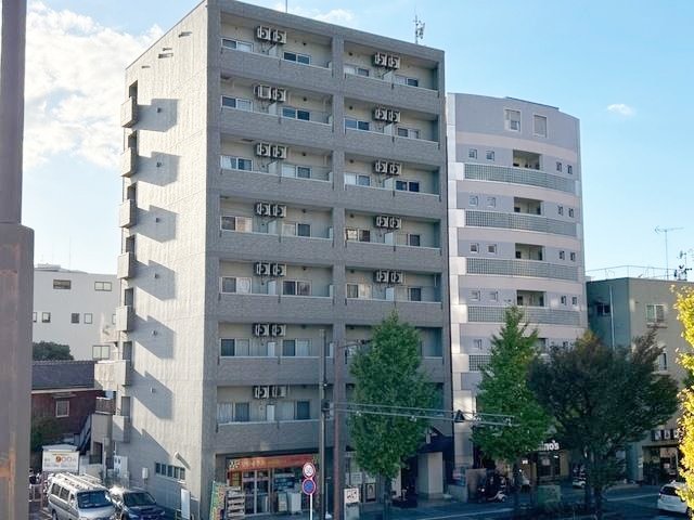 建物外観　☆存在感を放つ外観☆