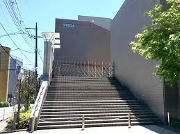 大学・短大　私立早稲田大学東伏見キャンパス（大学・短大）まで1907m