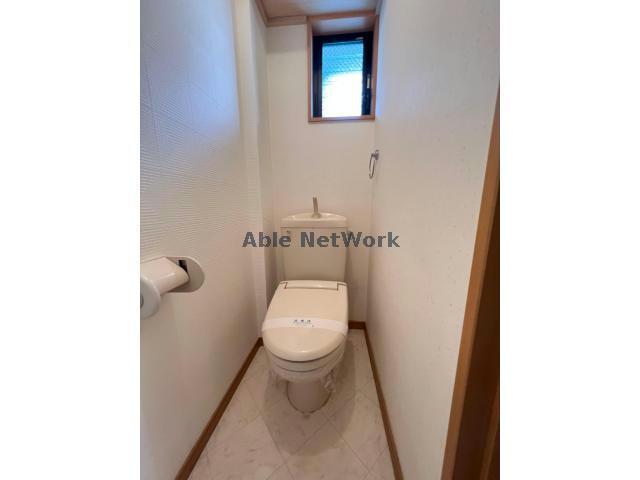 トイレ　※同型タイプです。（102）