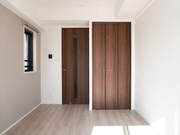 居室・リビング　内装