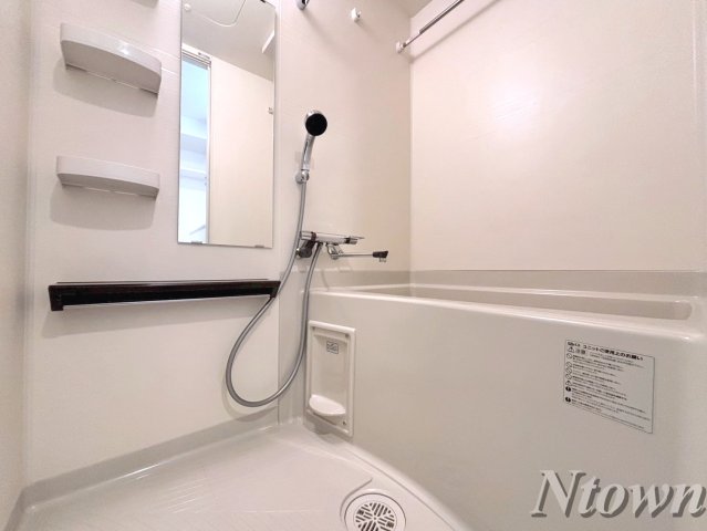 バス・シャワールーム　日々の疲れを癒すお風呂付です