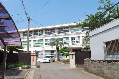 小学校　呉市立横路小学校（小学校）まで938m