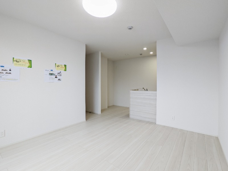 居室・リビング　図面と現状に相違がある場合には現状を優先