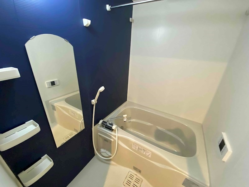 バス・シャワールーム　別号室イメージ