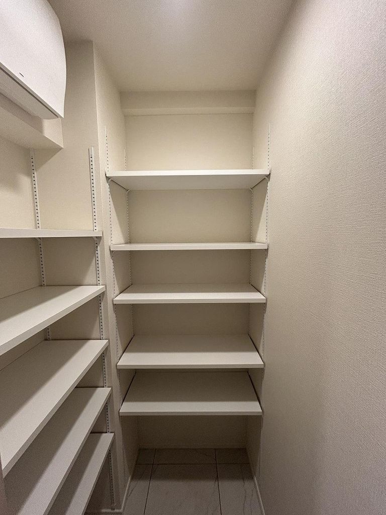 収納　シューズインクローゼット