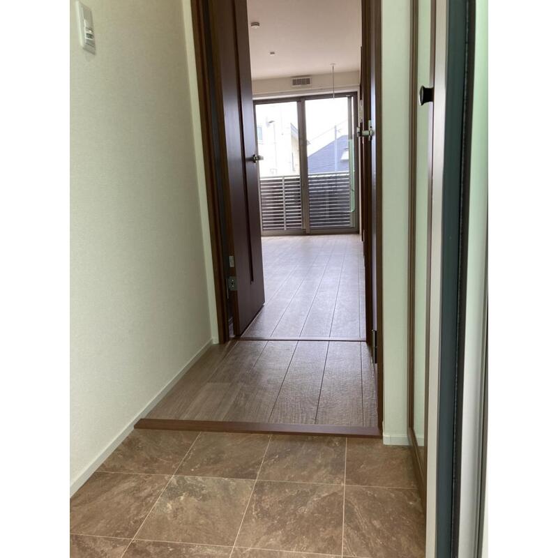 玄関　シューズボックスございます♪