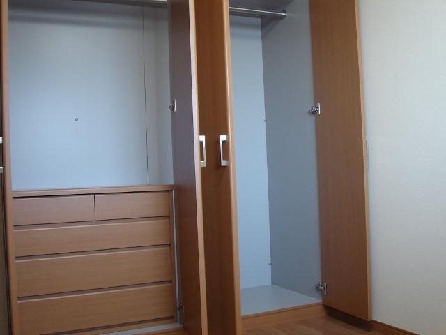 収納　クローゼット