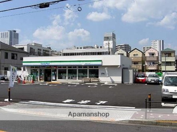 コンビニ　ファミリーマート豊玉中三丁目店（コンビニ）まで342m