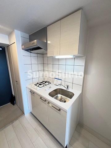 キッチン　コンパクトなキッチンで掃除もラクラク