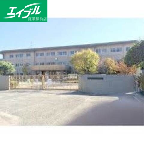 小学校　総社市立総社中央小学校（小学校）まで966m