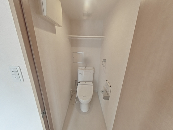 トイレ　※別部屋の写真です