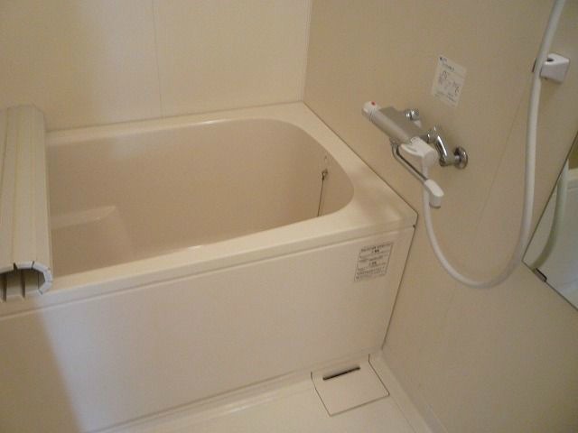 バス・シャワールーム　同型イメージ現状優先します