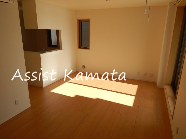 居室・リビング　写真は同タイプの別号室です