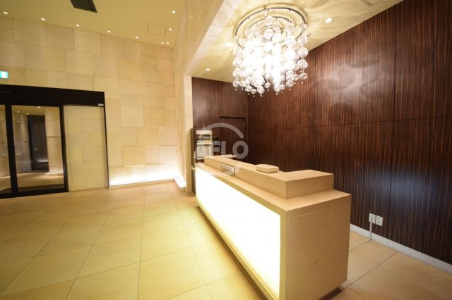 ロビー　アルグラッドザタワー心斎橋　ロビー