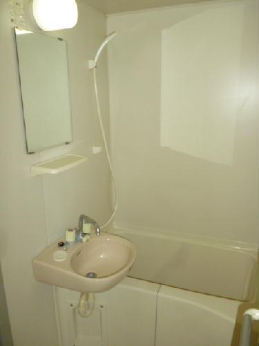 バス・シャワールーム　設備・仕様は号室により異なる為、現況を優先致します。