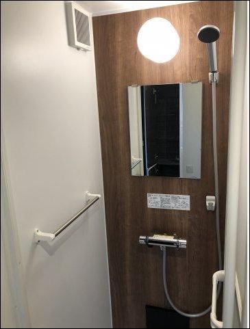 バス・シャワールーム　シンプルで使いやすいシャワールームです