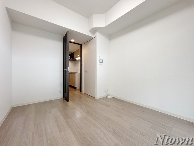 居室・リビング　こちらのリビングで趣味の時間をお楽しみください