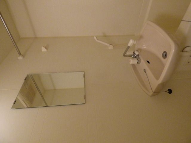 洗面設備　鏡付洗面台