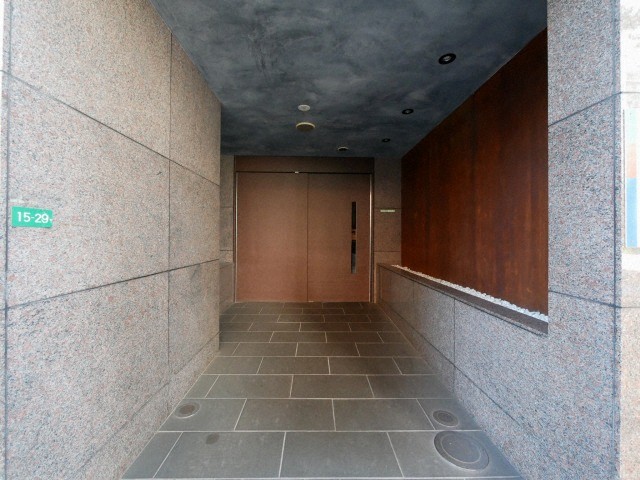 エントランス　エントランス