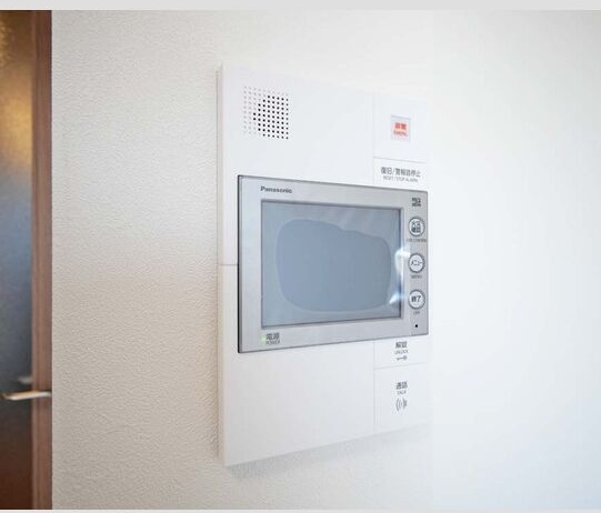 セキュリティ　同シリーズの内装写真となります