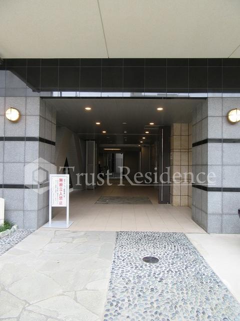 エントランス　エントランス前