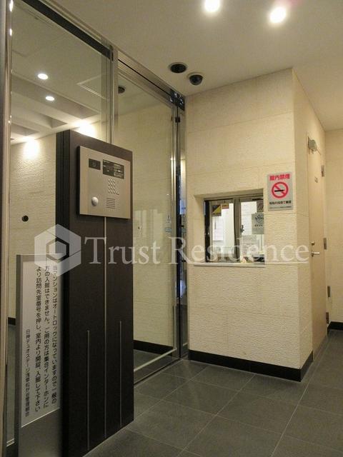 ロビー　エントランス