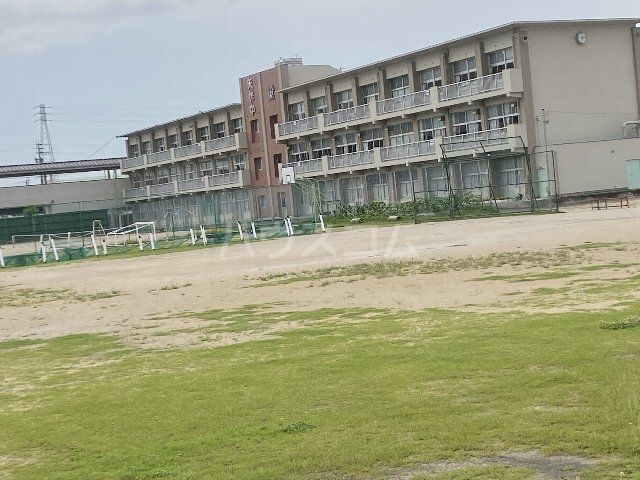 中学校　岡崎市立矢作中学校（中学校）まで847m