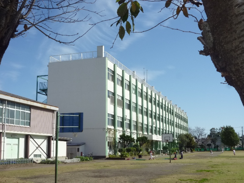 小学校　大和市立上和田小学校（小学校）まで372m