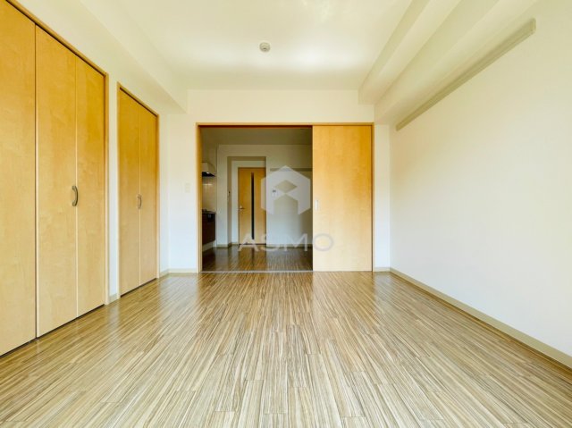 居室・リビング　同マンション別部屋　参考写真