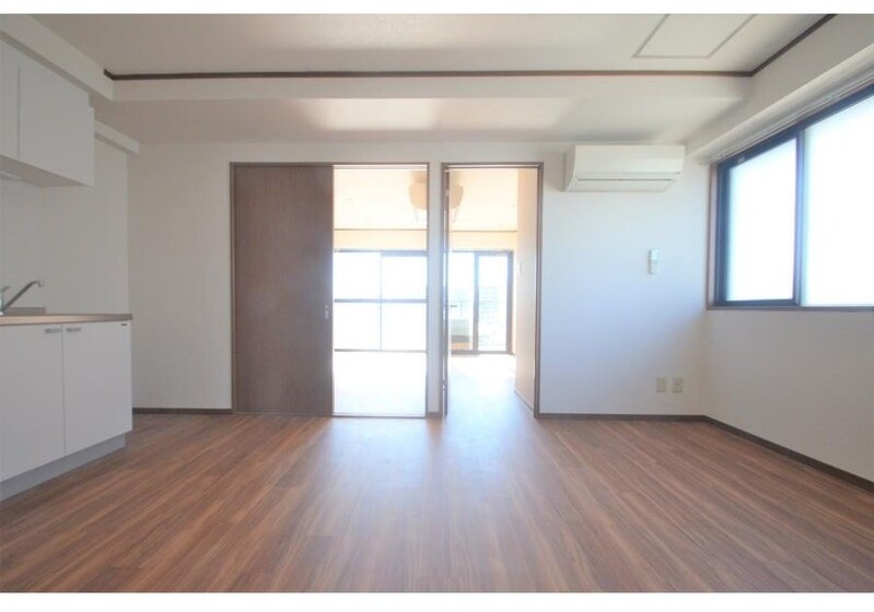 居室・リビング　開放感のあるゆったりとしたお部屋です♪