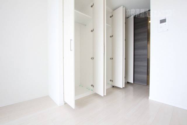 収納　クローゼットの容量はかなり大きいです