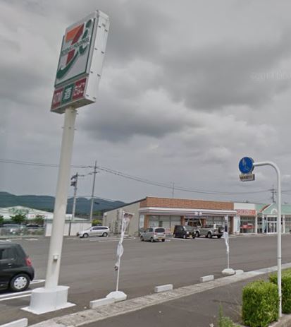 コンビニ　セブンイレブン 出雲平田町薮崎店（コンビニ）まで961m