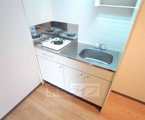 キッチン　一口ガスコンロ付きのキッチンです。