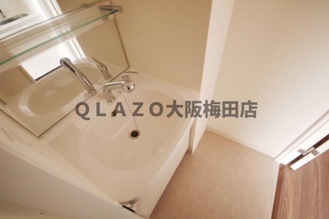洗面設備　プレサンス梅田東ディアロ
