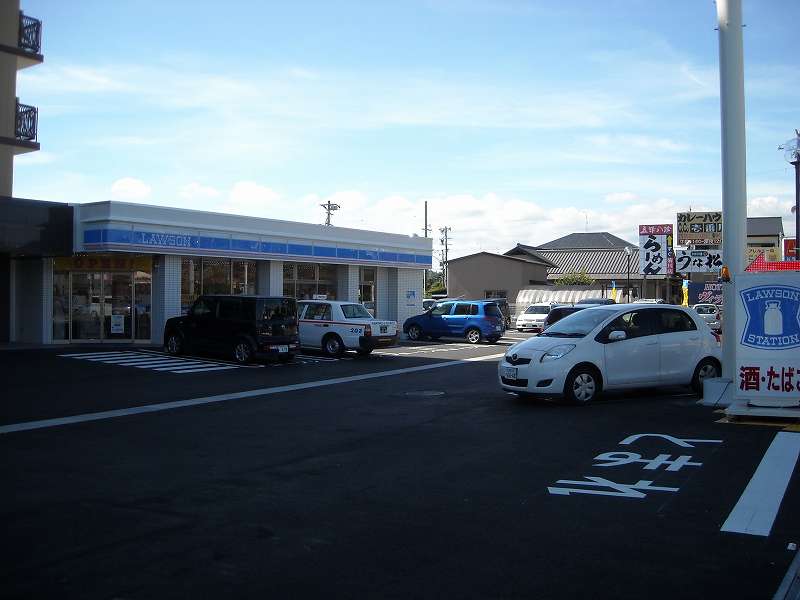 コンビニ　ローソン 菊川インター店（コンビニ）まで859m