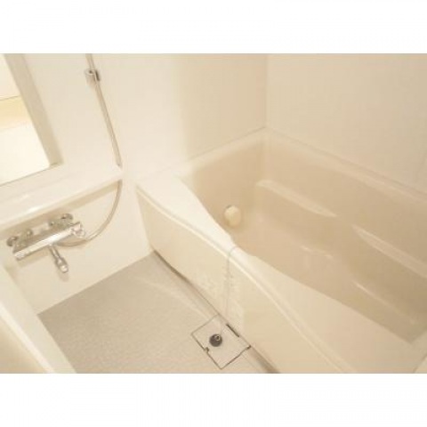 バス・シャワールーム　別部屋参考写真
