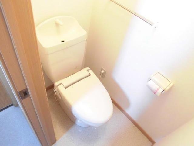 トイレ　シンプルで使いやすいトイレです