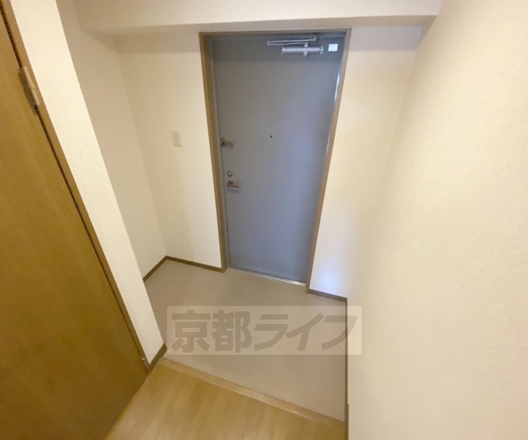 玄関　大きな段差がありません