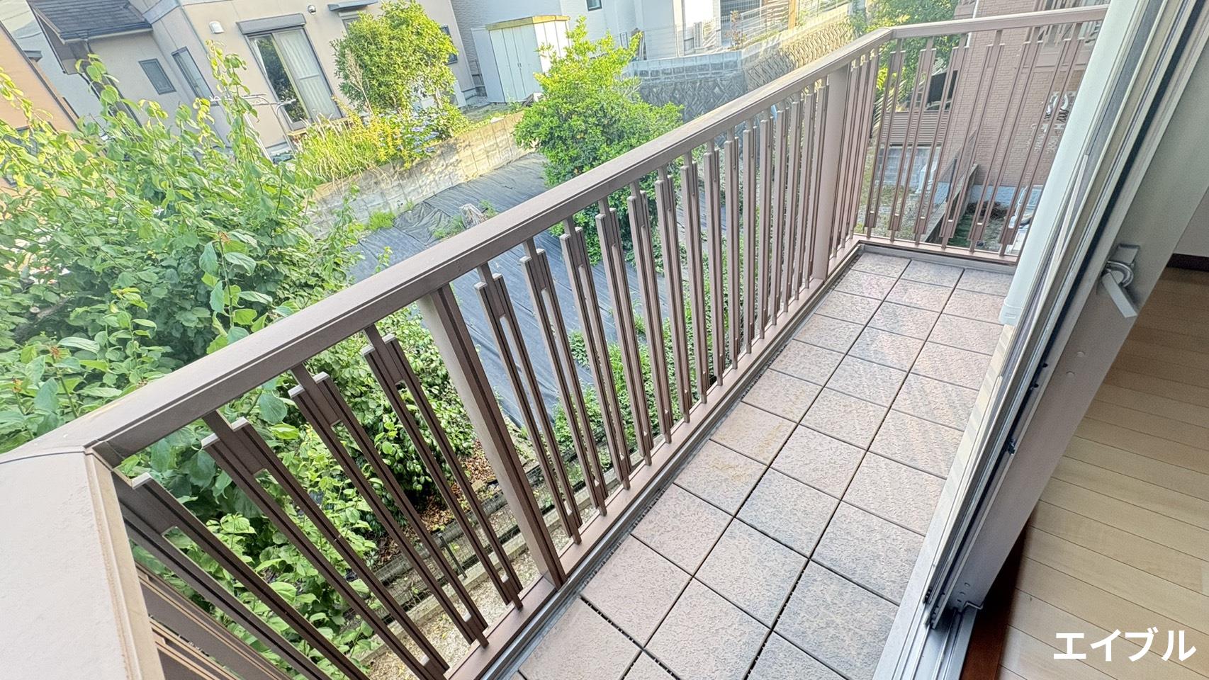 バルコニー　反転タイプの別のお部屋になります。