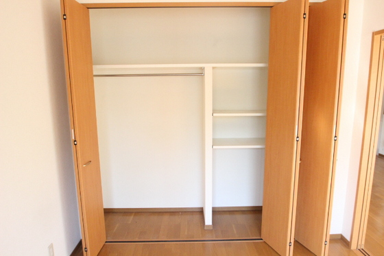 収納　※別部屋の写真です